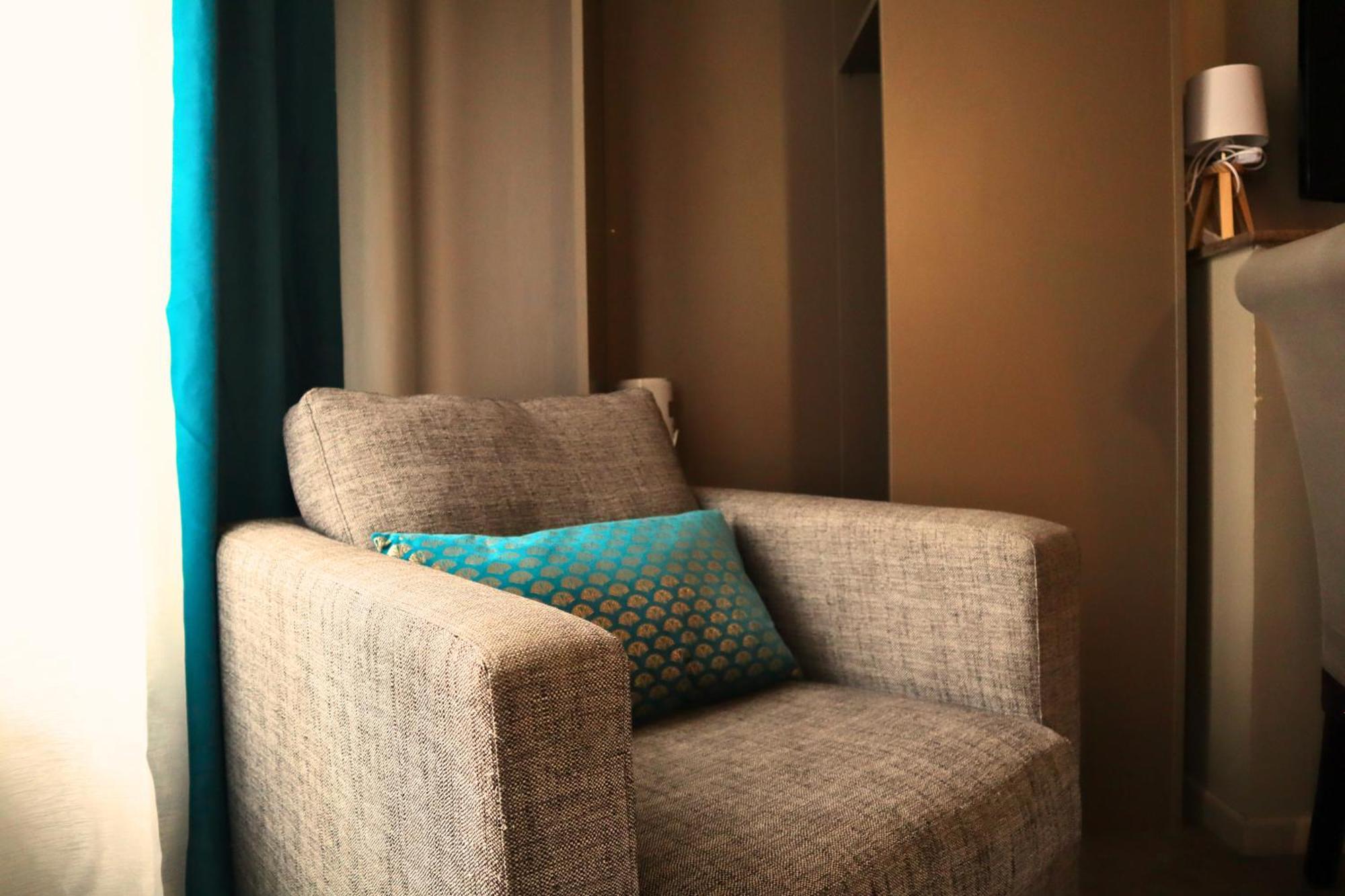 Studios & Appartements Confortables Au Centre De Bourbourg - Gare A Proximite Екстер'єр фото