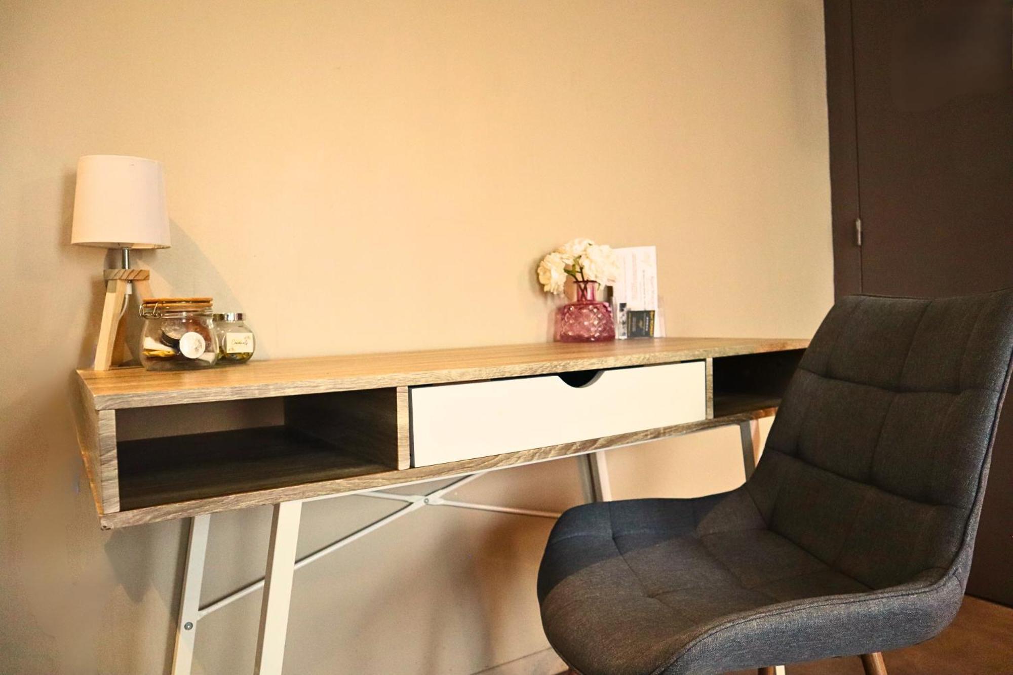 Studios & Appartements Confortables Au Centre De Bourbourg - Gare A Proximite Екстер'єр фото