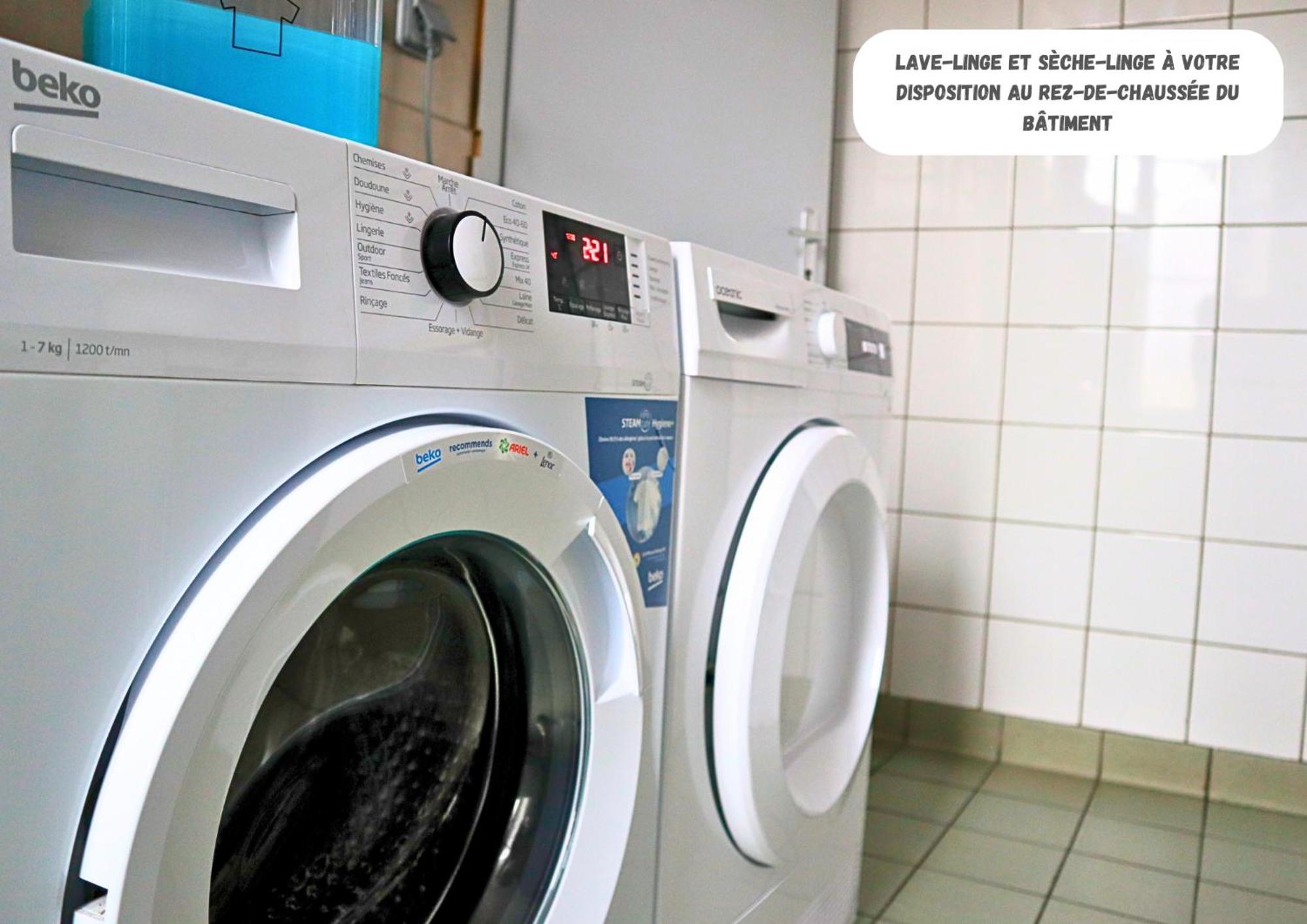 Studios & Appartements Confortables Au Centre De Bourbourg - Gare A Proximite Екстер'єр фото
